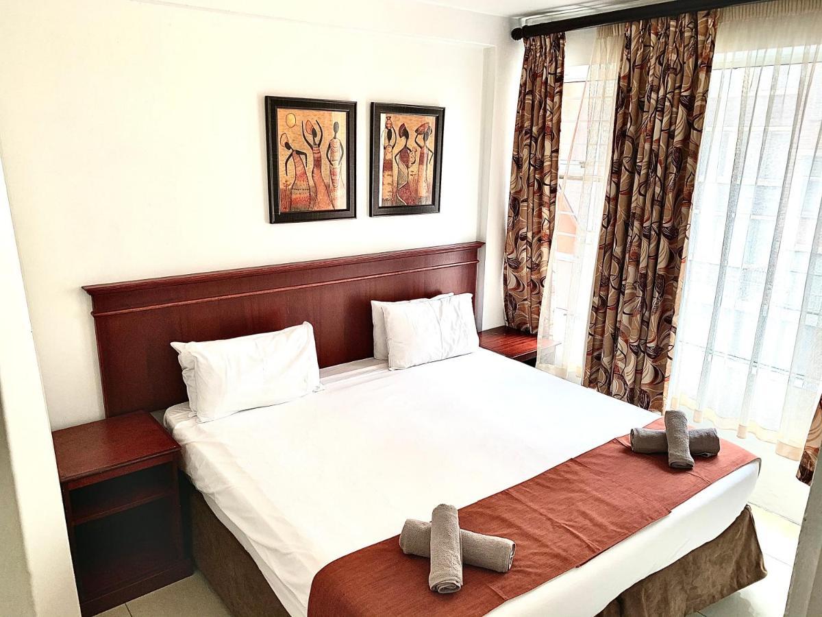 Emakhosini Self-Catering Apartments เดอร์บัน ภายนอก รูปภาพ